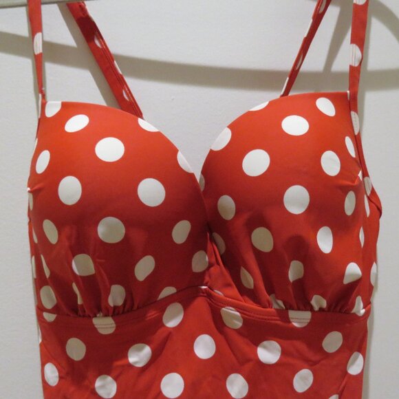 TORRID Red Polka Dot Cleavage Enhancer Tankini Swim Top Retro Pinup - Size 2X - Picture 4 of 13